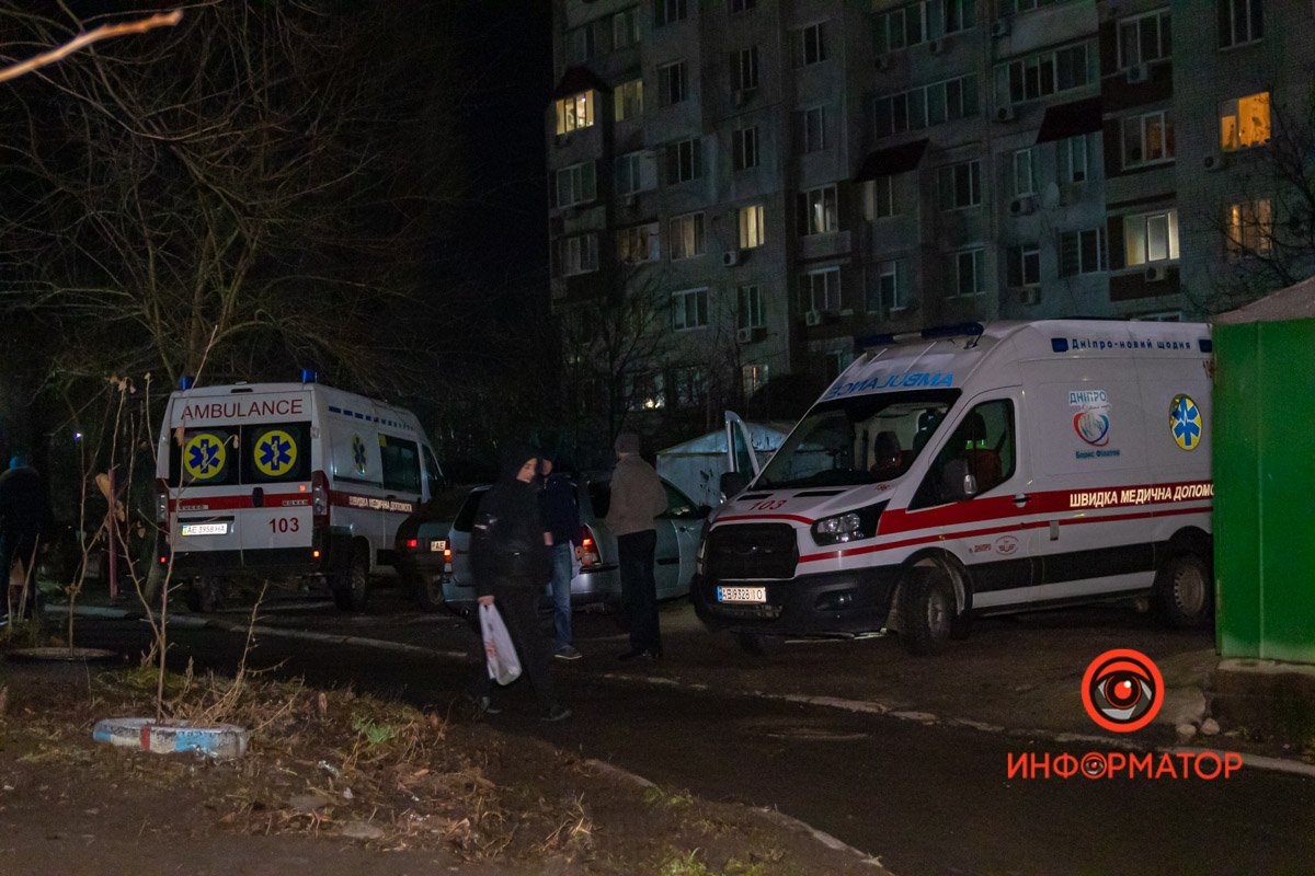 Мужчина вел себя неадекватно и агрессивно по отношению к сотрудникам ГСЧС и полицейским