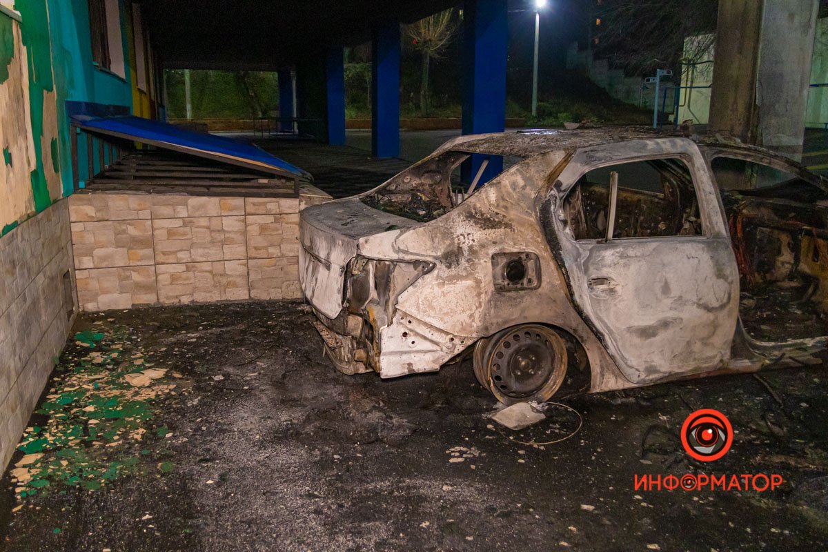 Сторож рассказал, что вначале услышал хлопок