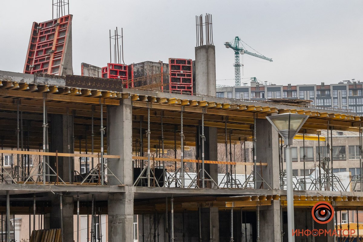 Местные часто сетовали на опасный недострой