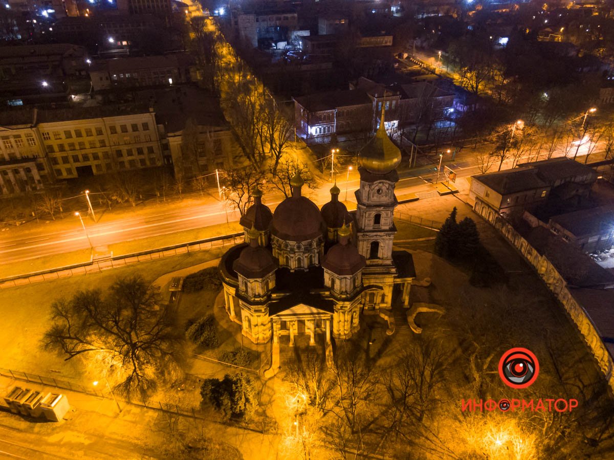 Кусочек истории среди однотипных многоэтажек Кусочек истории среди однотипных многоэтажек