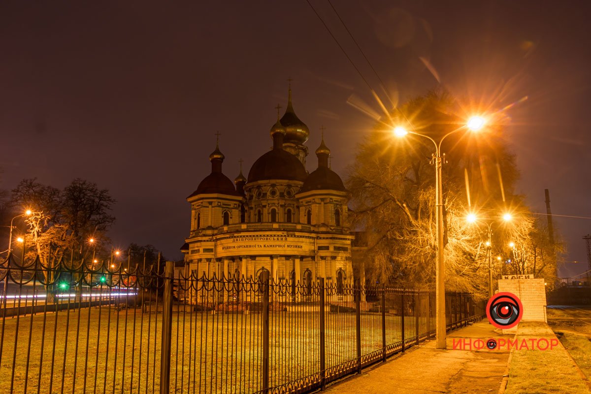 Сложно представить, что здесь размещали детскую техническую станцию и склад Сложно представить, что здесь размещали детскую техническую станцию и склад