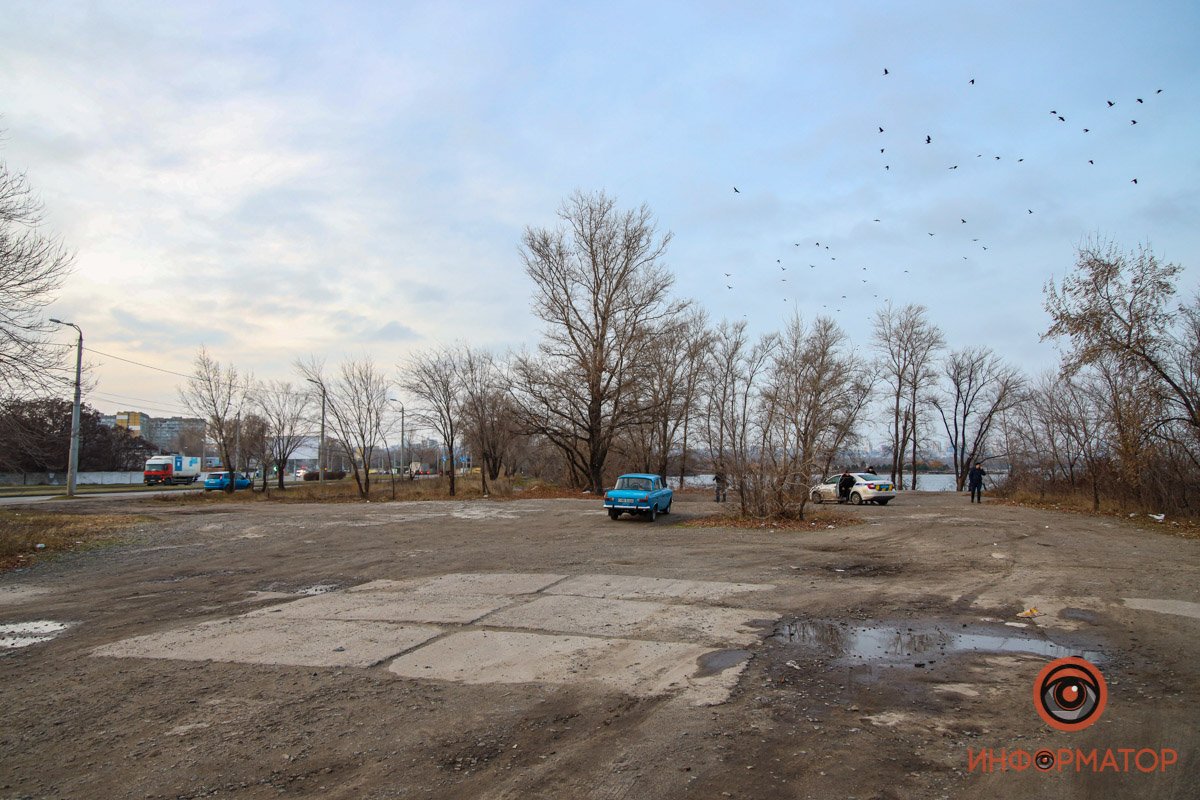 На Набережной Победы, недалеко от Южного моста На Набережной Победы, недалеко от Южного моста