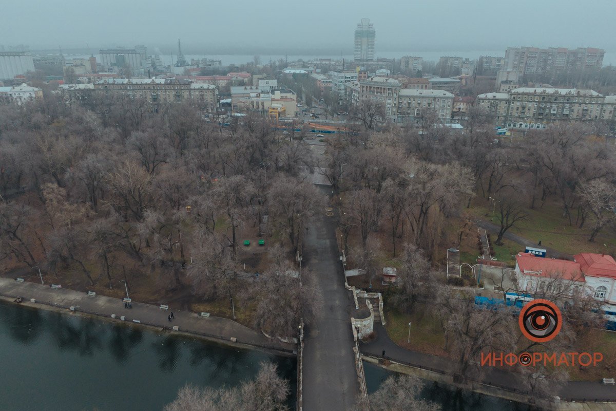 И многим во многом уже не верю. 