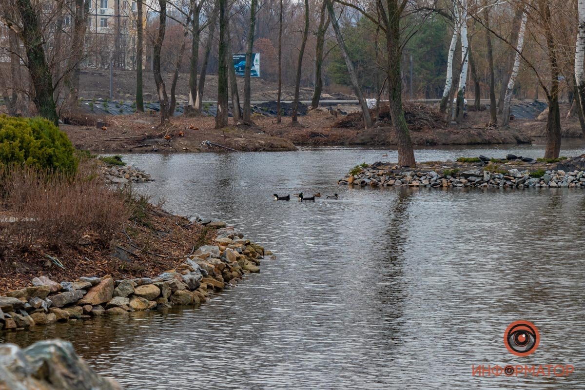 Окаймленные камнем берега Окаймленные камнем берега