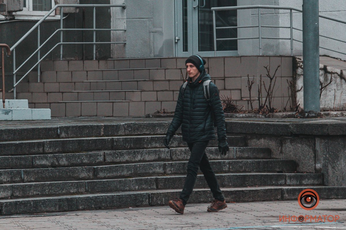 Музыка отвлекает от внешнего мира