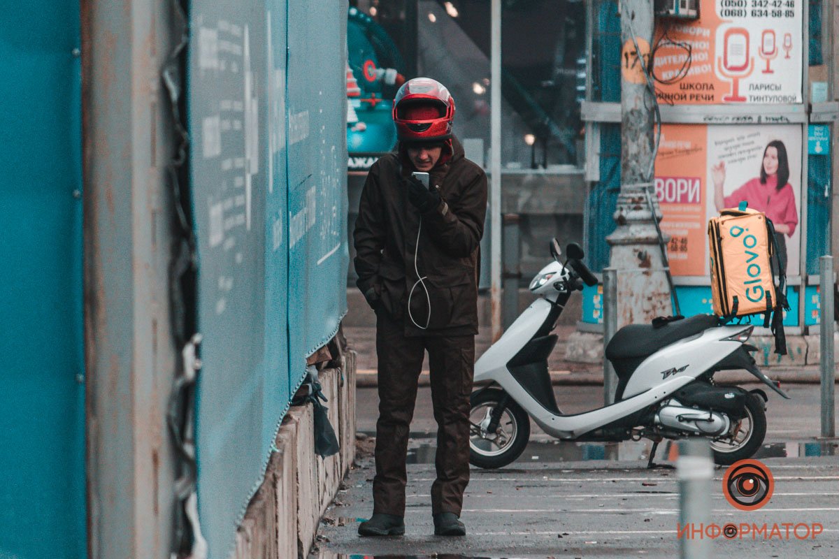 Когда вез клиенту суп и кофе, а он не оставил чаевые