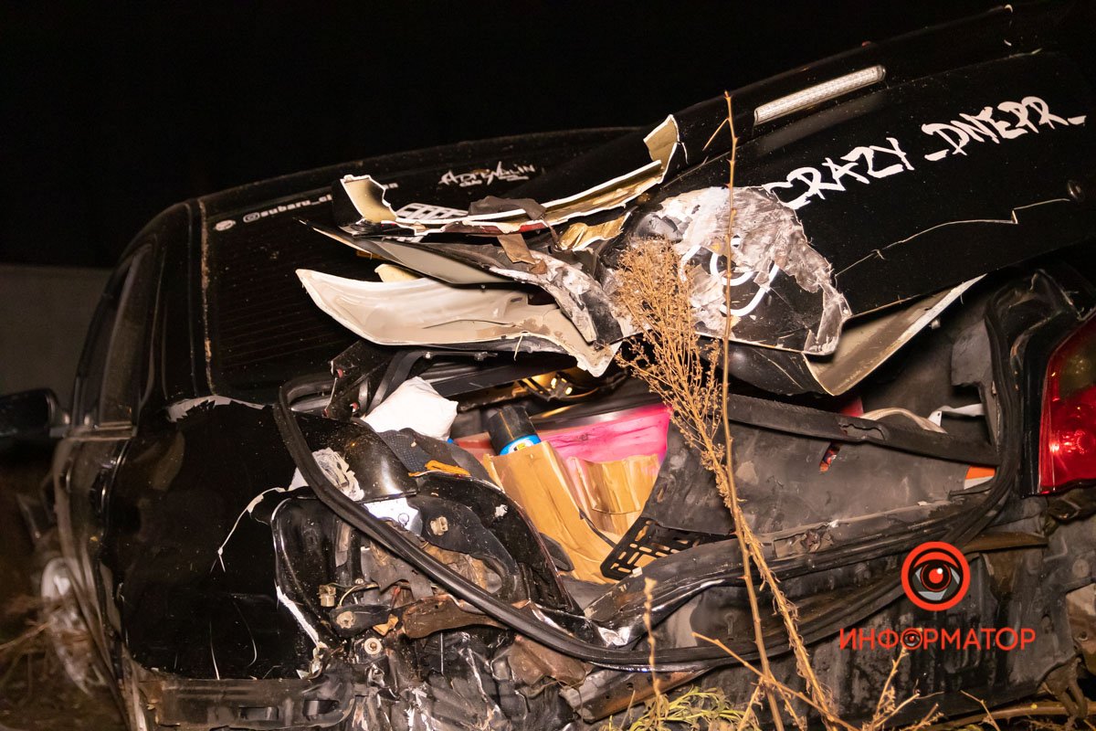 На тротуаре автомобиль сбил пешего курьера Glovo На тротуаре автомобиль сбил пешего курьера Glovo