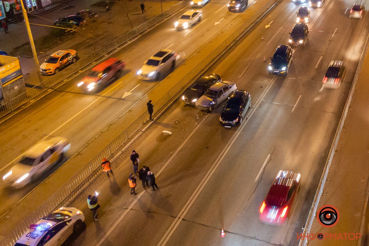 Заняты 2 центральные полосы