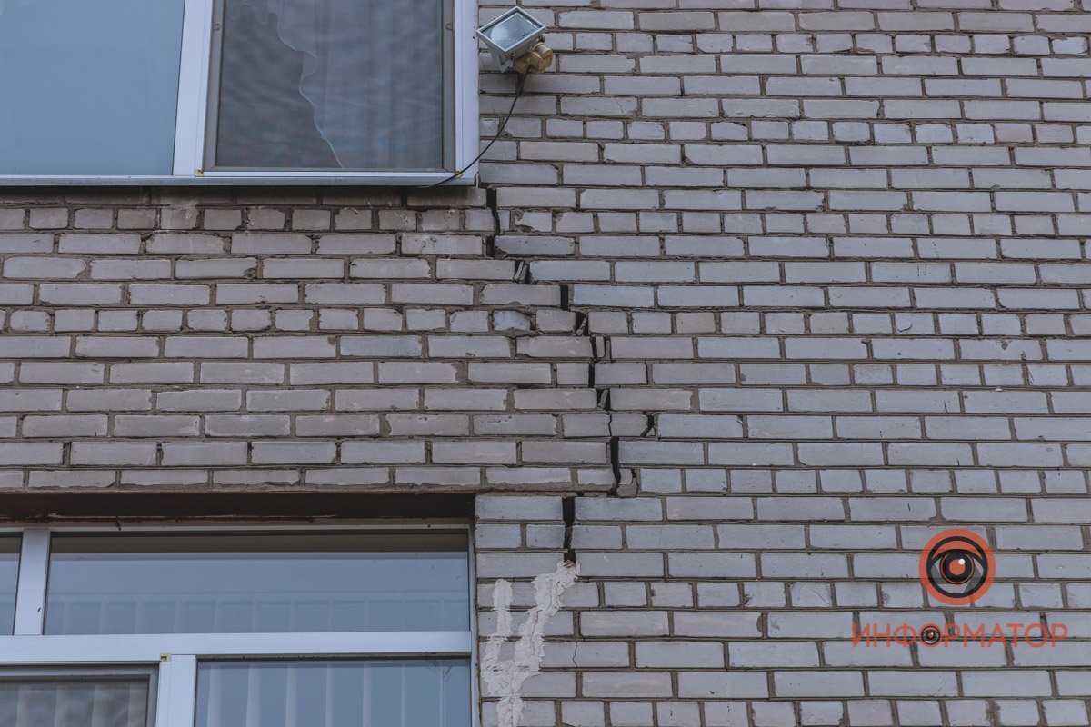 В зоне риска находятся основные функциональные помещения — пищеблок, столовая, спортивный зал и все помещения по 3-й этаж