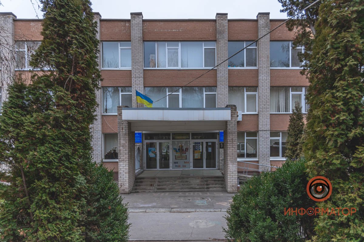 Реконструкцией здания школы № 22 занимается департамент благоустройства и инфраструктуры Днепровского городского совета