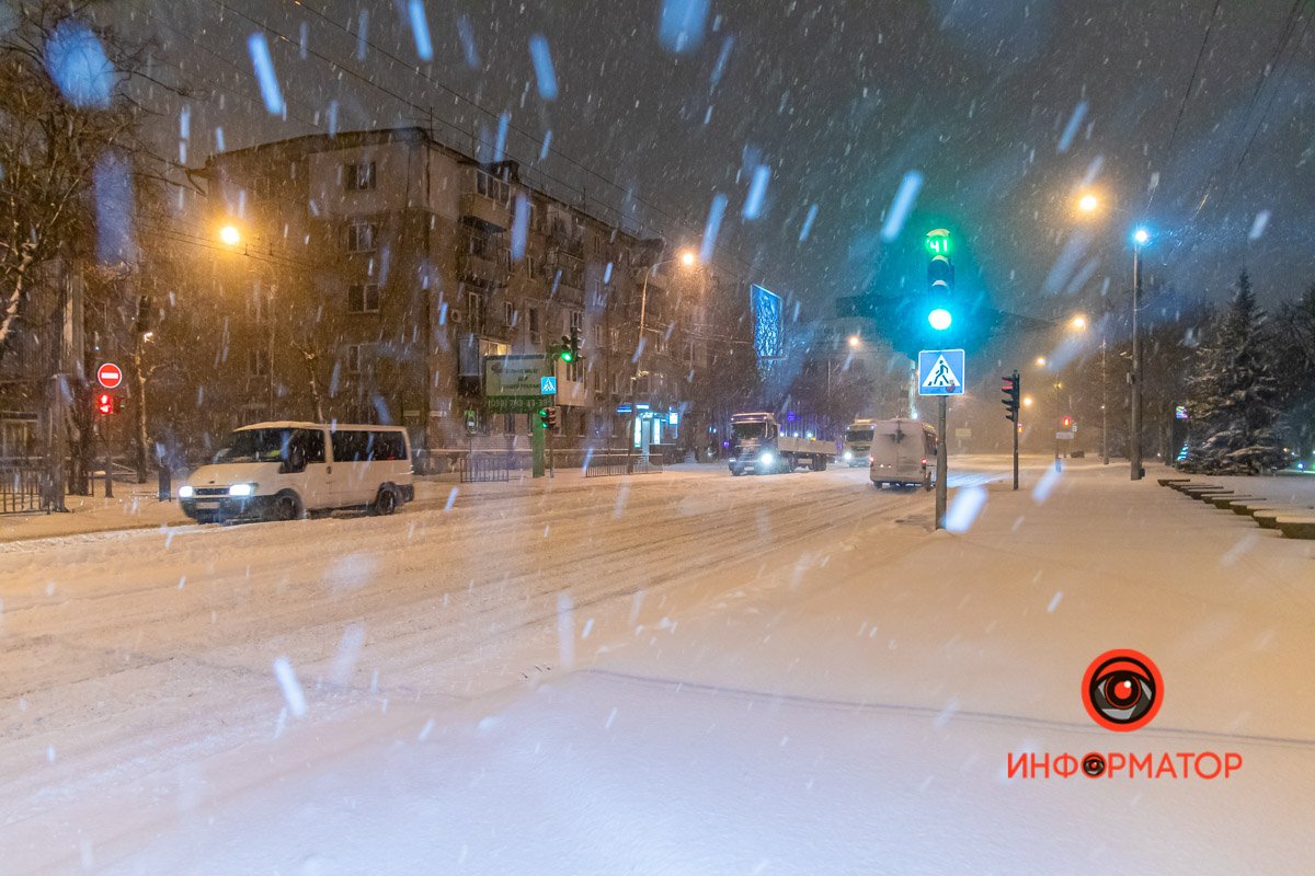 За ночь выпало примерно 15 сантиметров снега