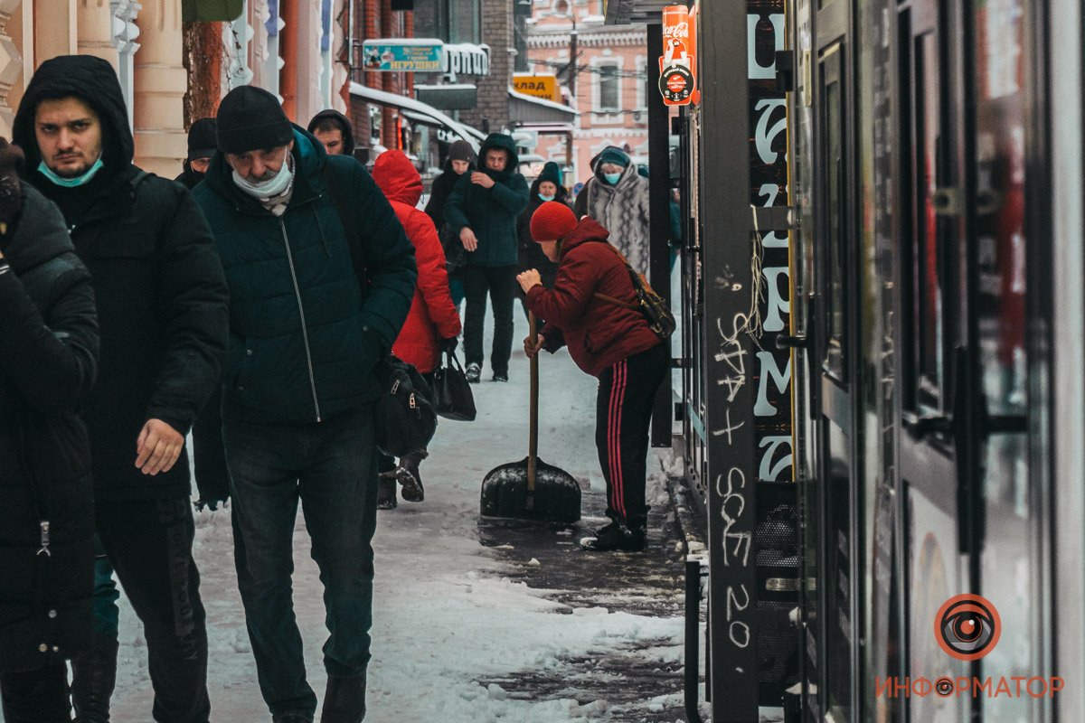 Эй, гражданина! Ты туда не ходи, ты сюда ходи