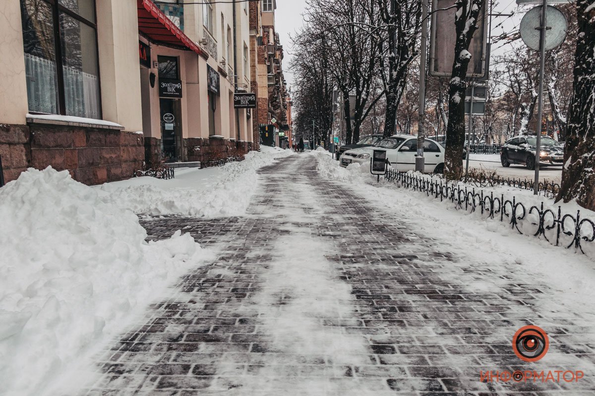 Припорошило сахарной пудрой
