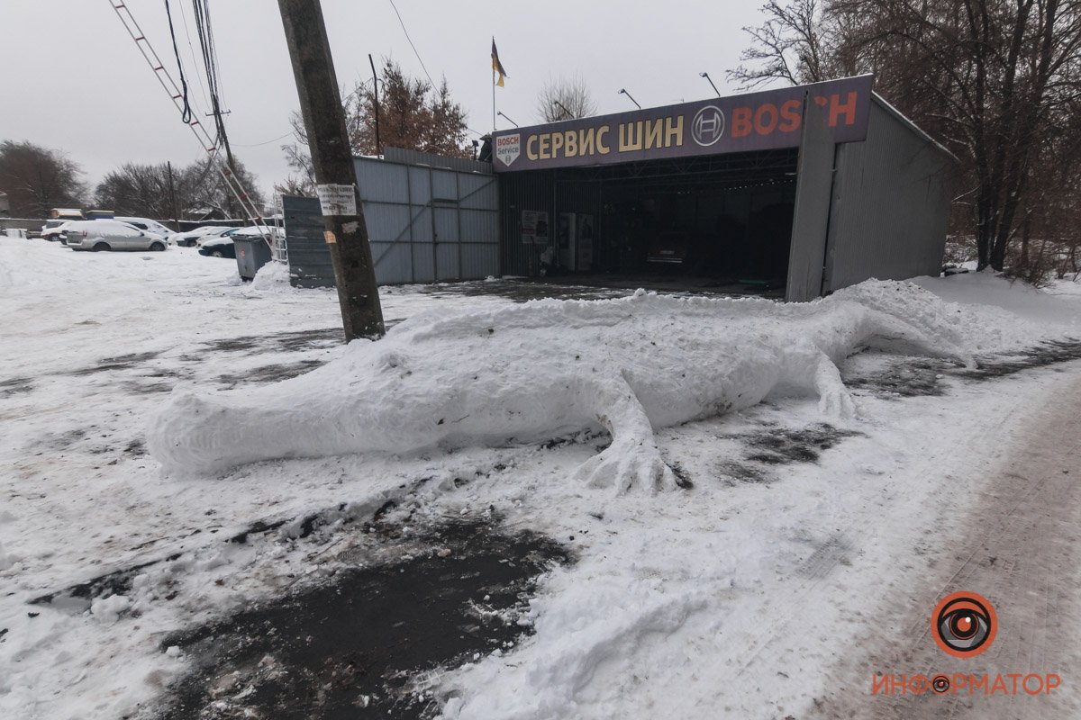 Его создатель - сотрудник шиномонтажа Его создатель - сотрудник шиномонтажа