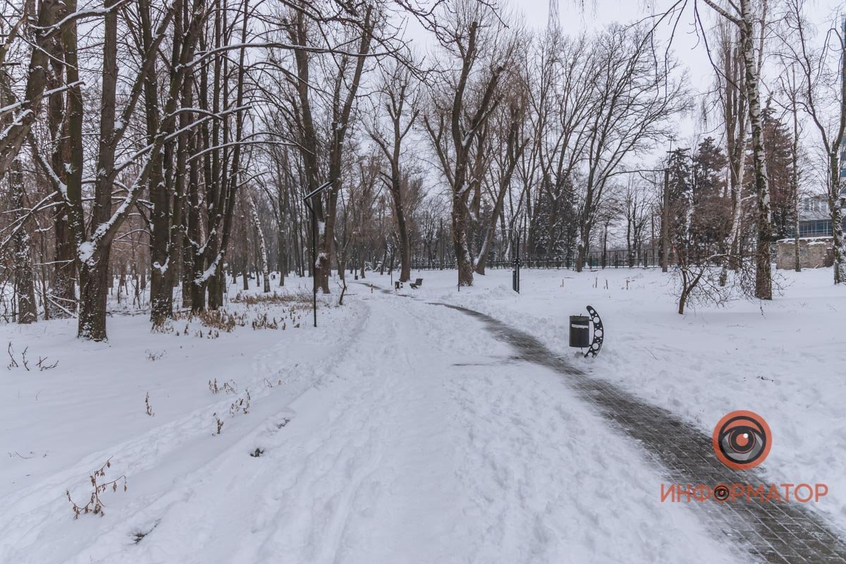 Дорожки расчистили от снега Дорожки расчистили от снега