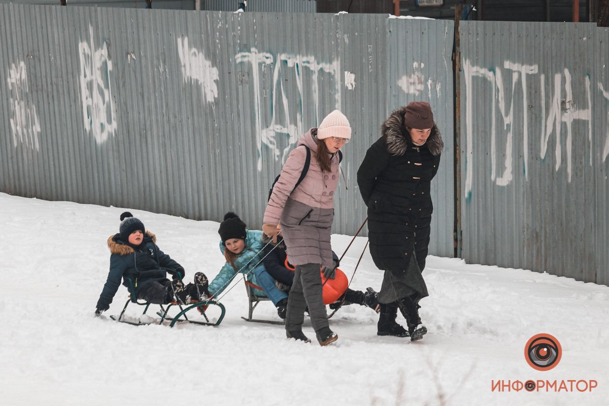 *Спектакль окончен - гаснет свет* *Спектакль окончен - гаснет свет*