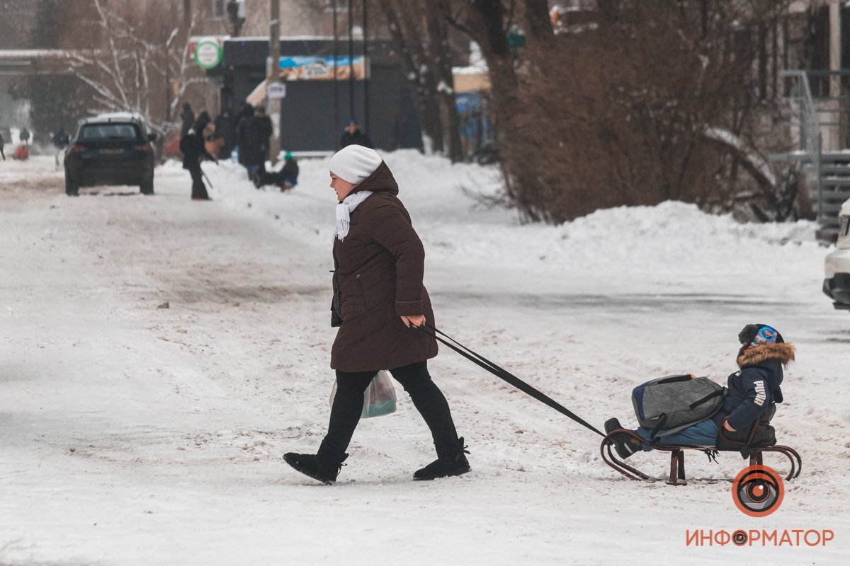 Кому-то пора домой Кому-то пора домой