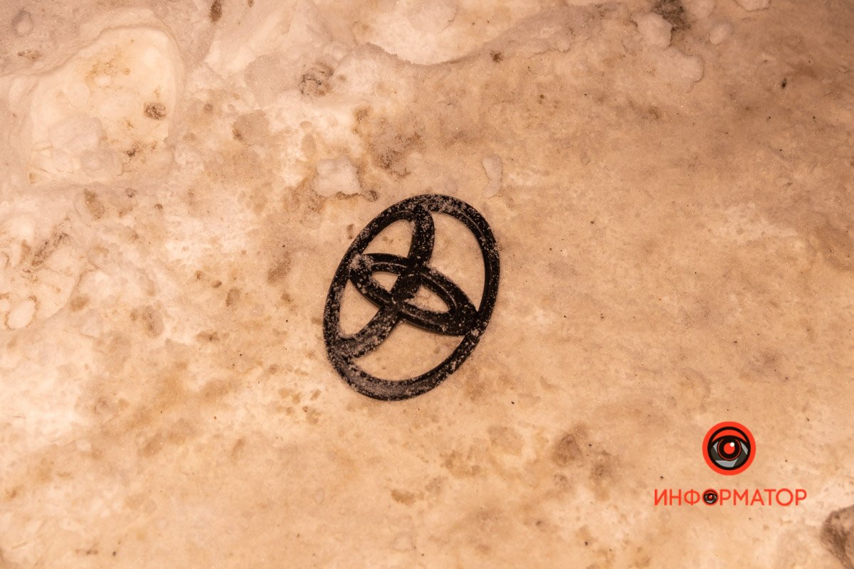 Предварительно, Toyota двигалась по проспекту Хмельницкого в сторону центра Предварительно, Toyota двигалась по проспекту Хмельницкого в сторону центра