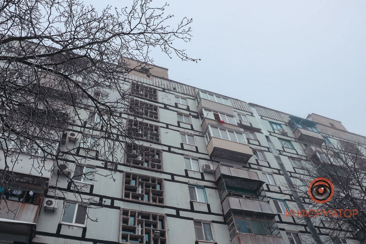 В Днепре на Тополе горела квартира на 8 этаже: погиб мужчина 2