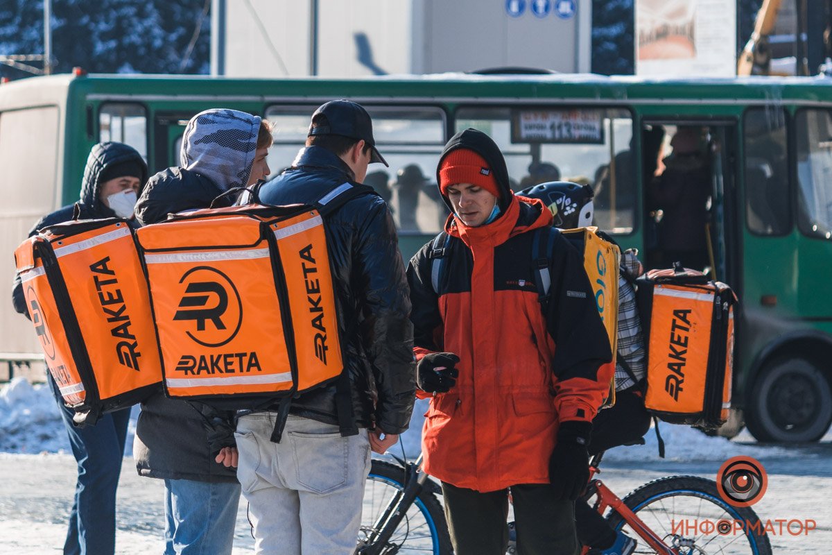 Свой среди чужих, чужой среди своих Свой среди чужих, чужой среди своих
