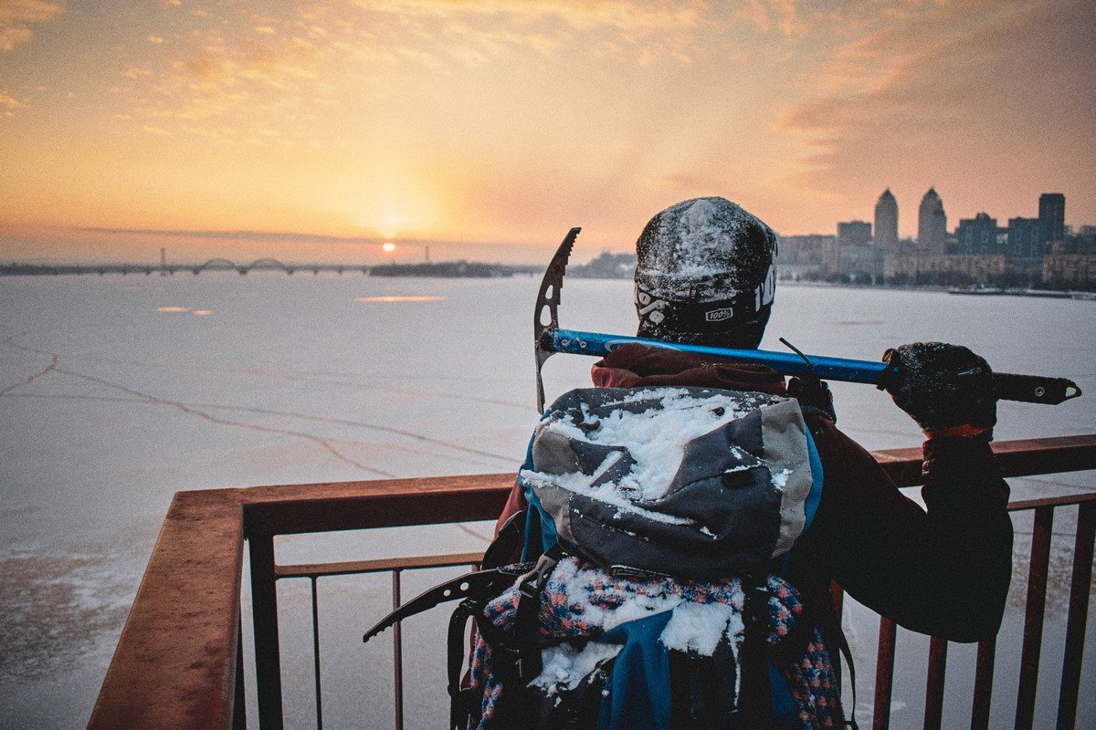 Далек наш путь Далек наш путь