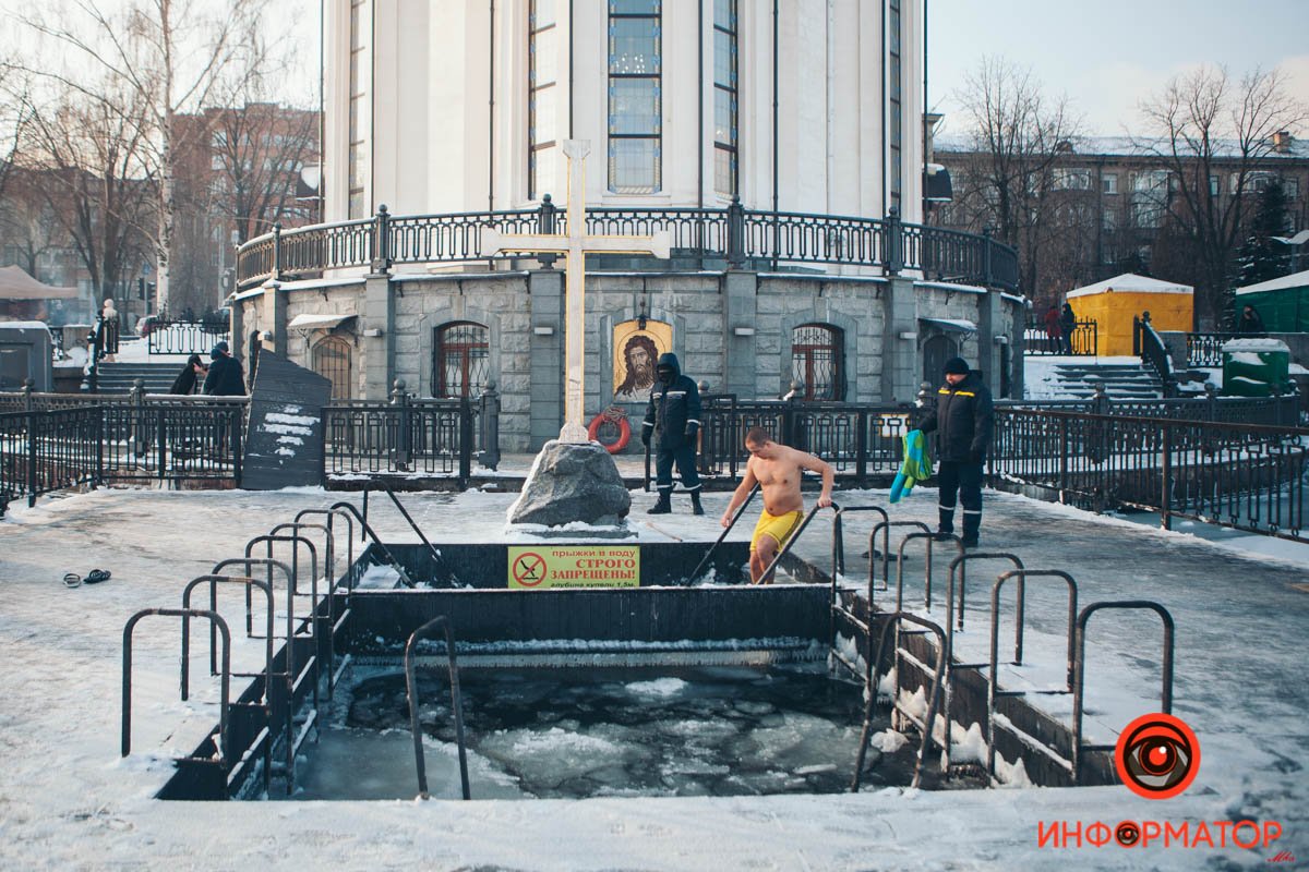 Не прыгайте бомбочкой, тут мелко Не прыгайте бомбочкой, тут мелко