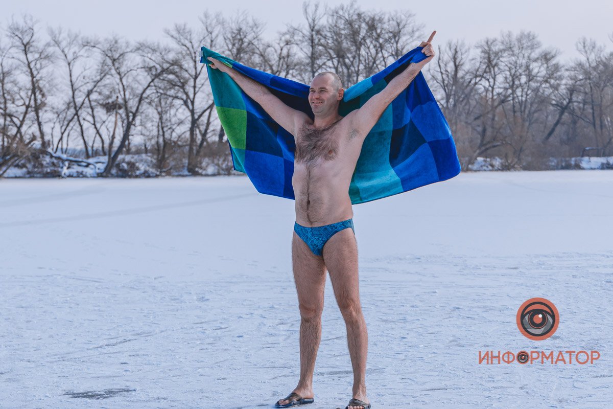 Не правильно вы одеяло держите, им надо кутаться