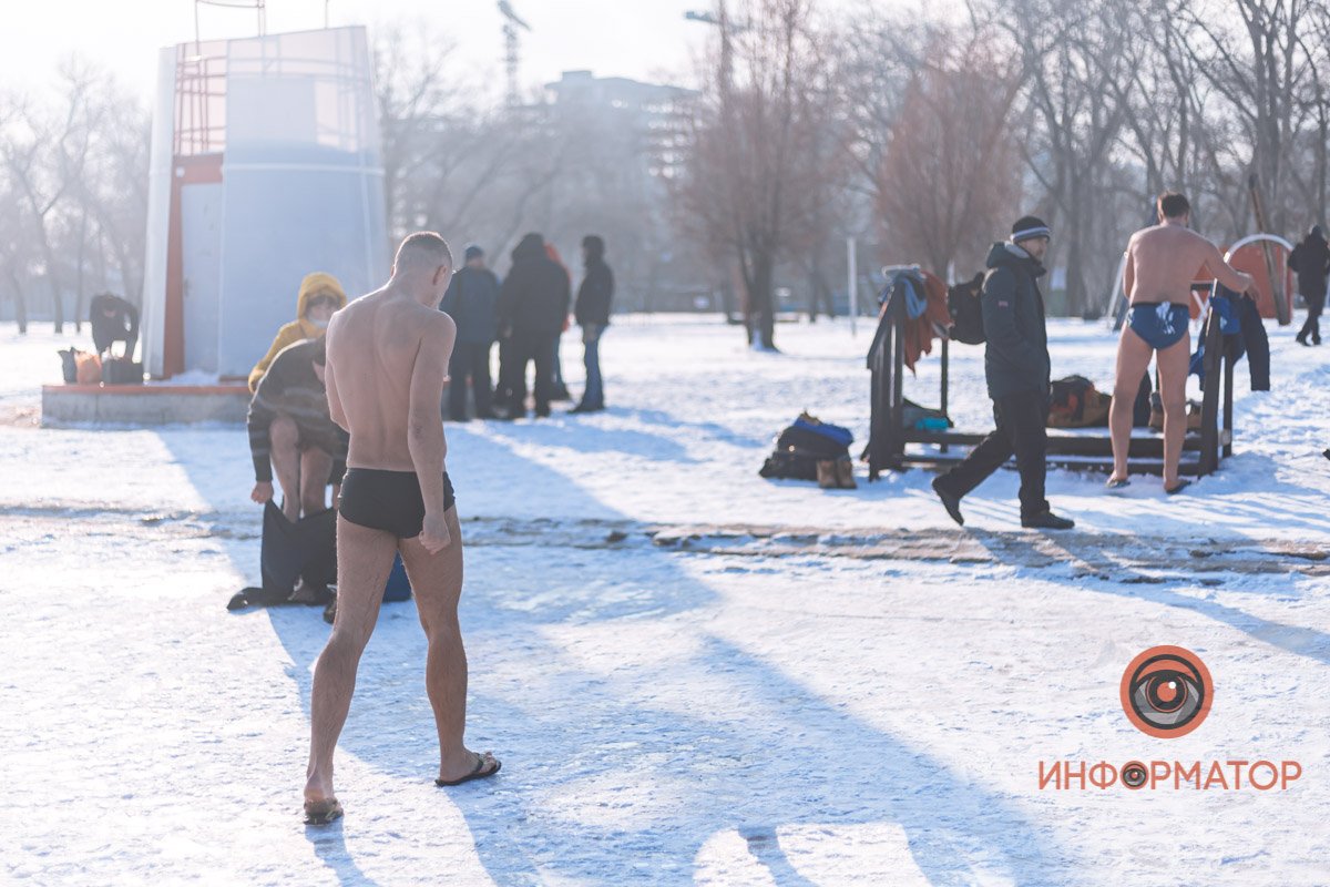 Людей не так уж много