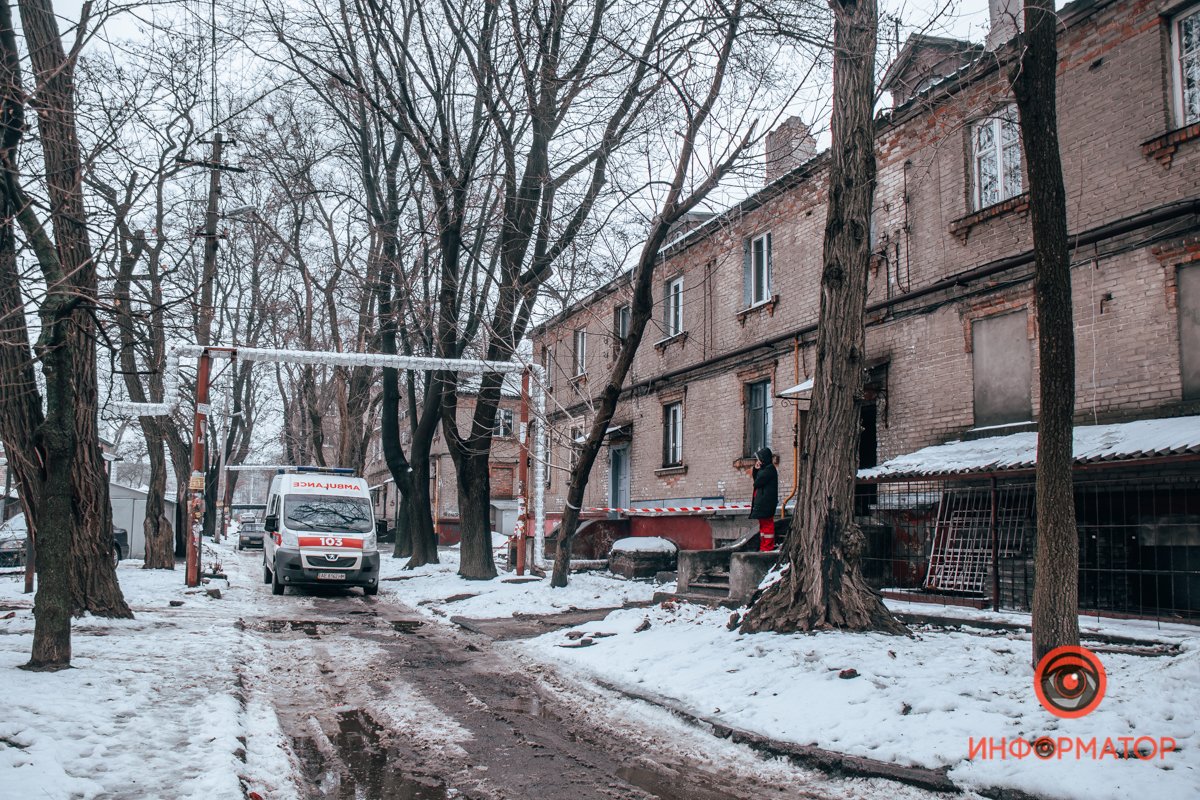 Детали выясняют Детали выясняют