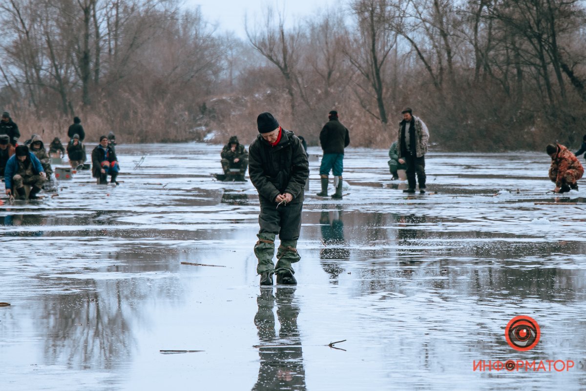 Уровень подготовки - рыбачить сквозь лед