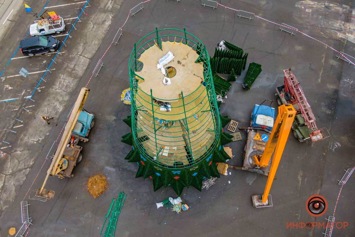 Она радовала горожан больше месяца - с середины декабря Она радовала горожан больше месяца - с середины декабря