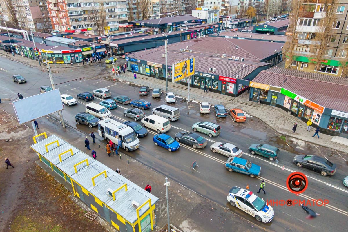 Движение по Калиновой в сторону Слобожанского проспекта затруднено Движение по Калиновой в сторону Слобожанского проспекта затруднено