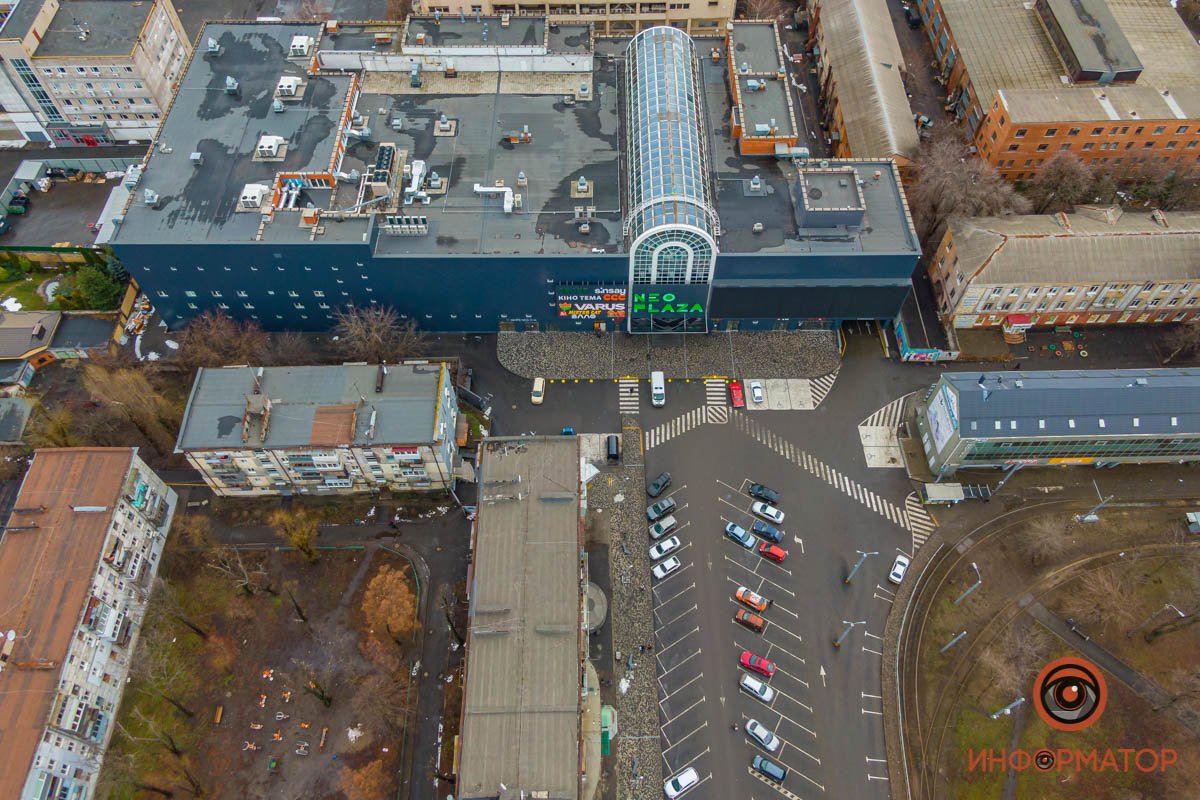 ТЦ NeoPlaza спит