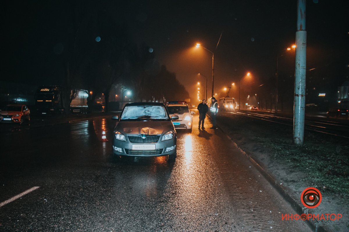 На Донецком Шоссе Skoda сбила мужчину