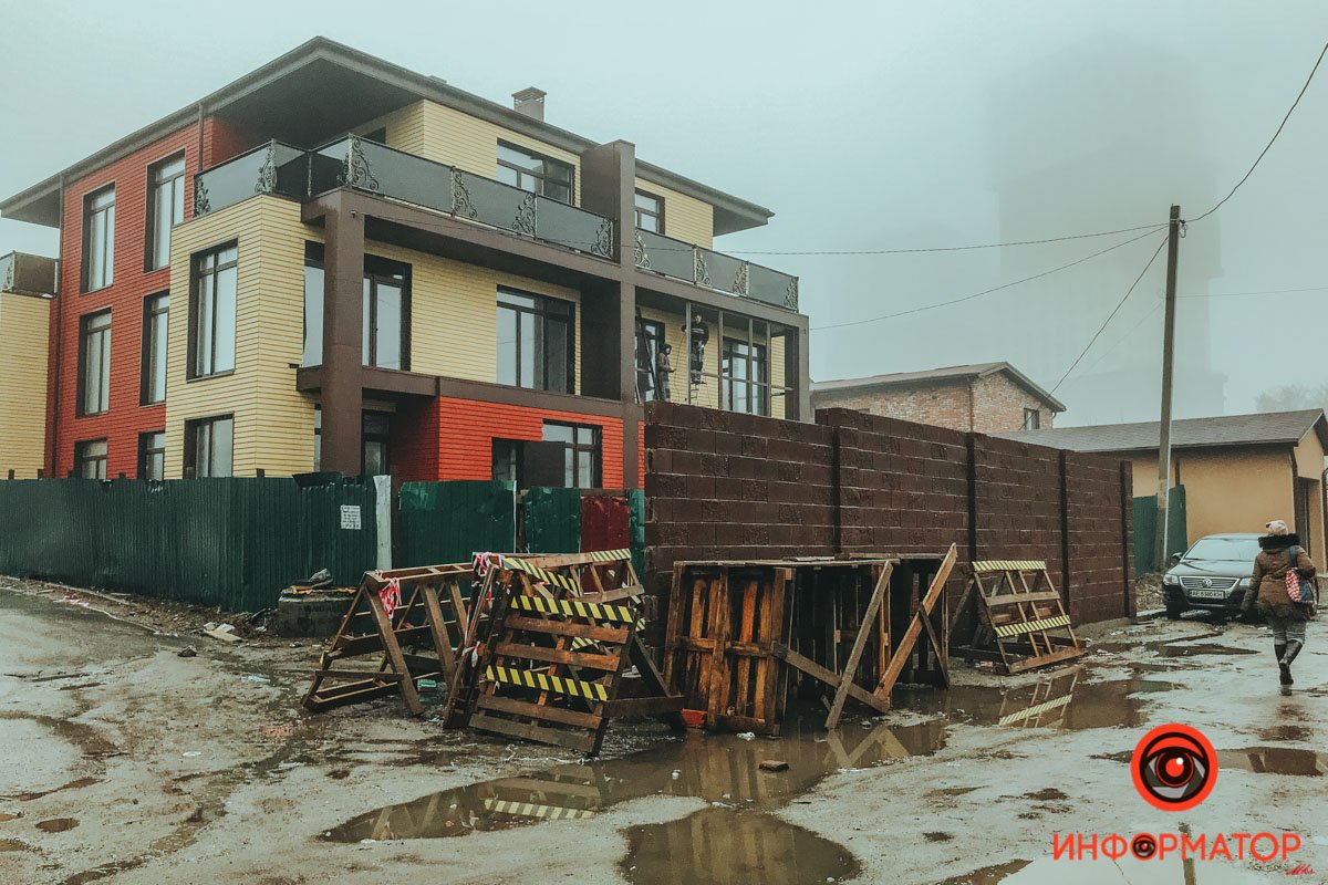 Оставшиеся баррикады  Оставшиеся баррикады