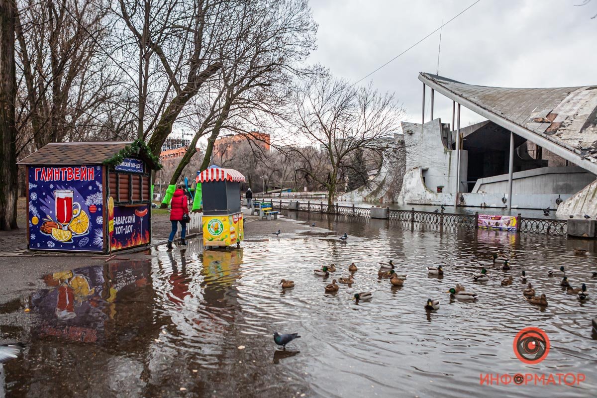 А людей - нет