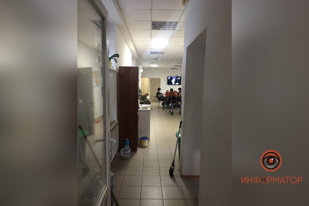 Место сбора - под телевизором