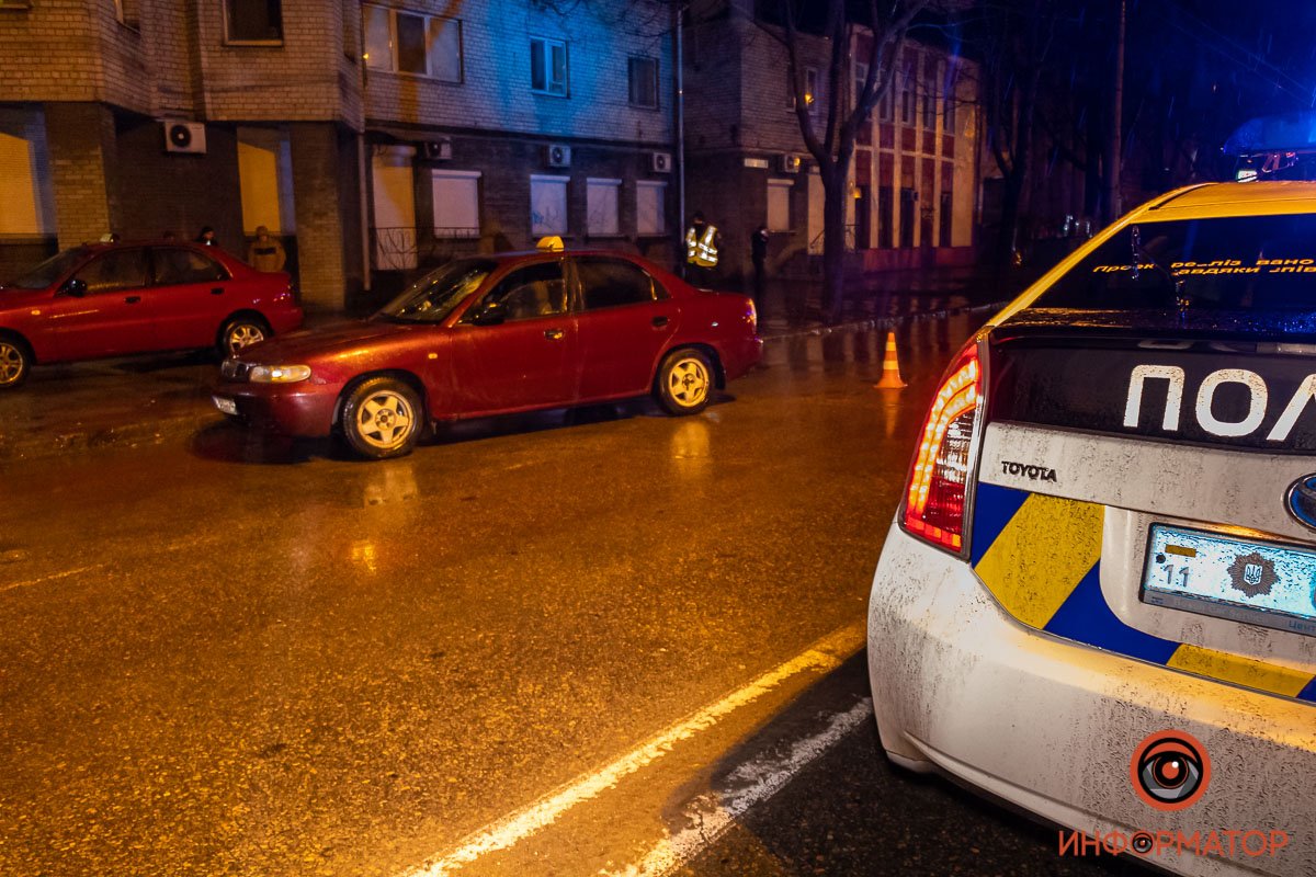 В Днепре на проспекте Нигояна мужчина попал под колеса Daewoo 5