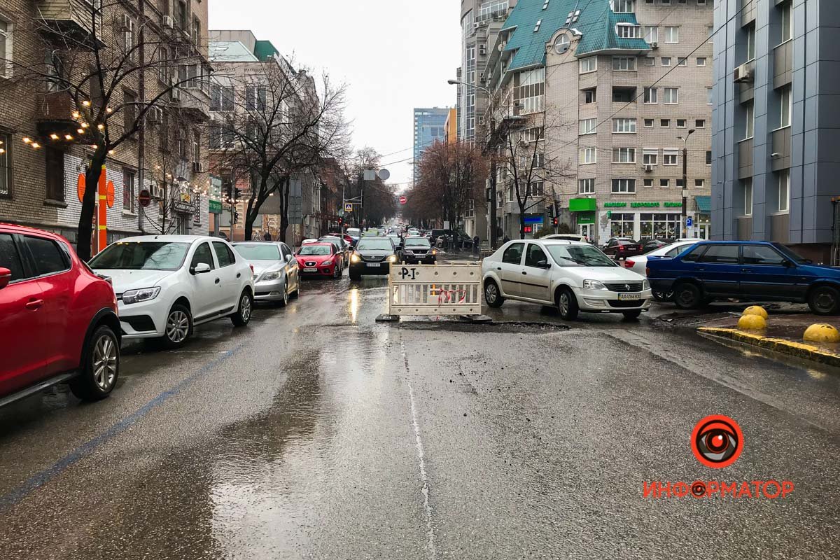 Провал на улице Воскресенской