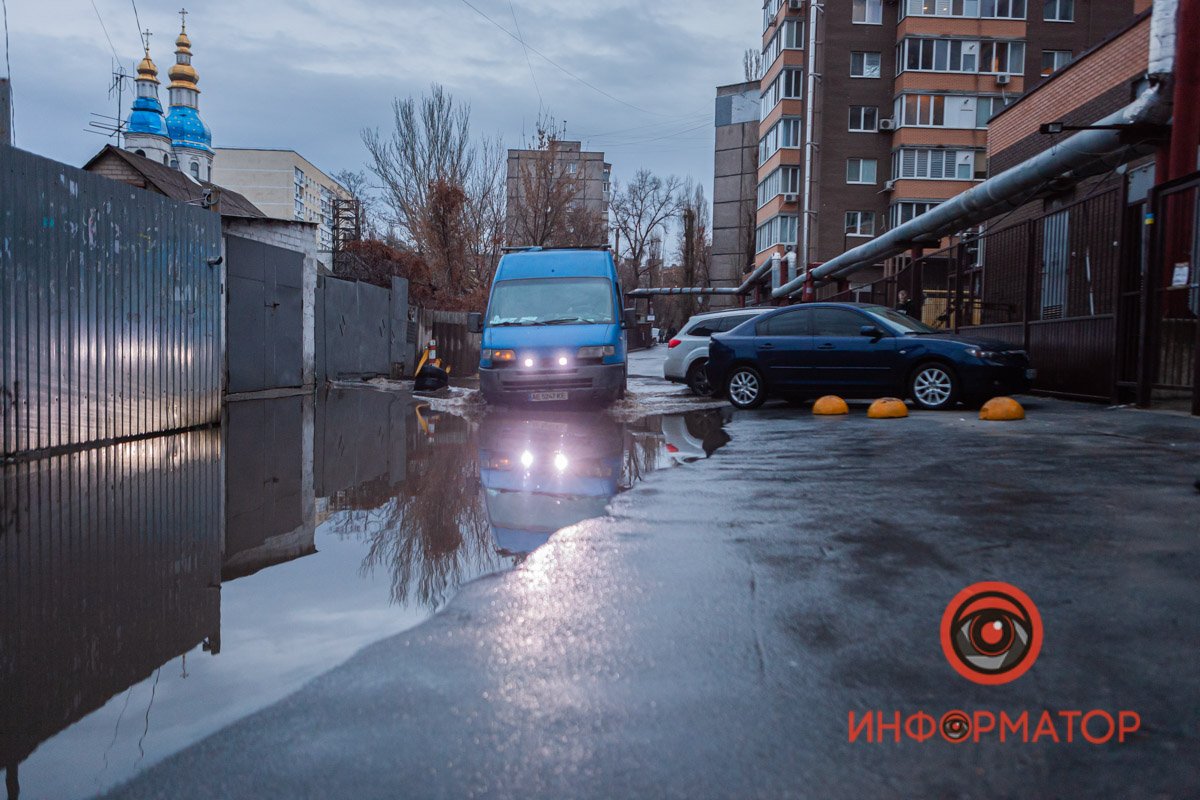 По мнению жителей, все проблемы начались после реконструкции сквера