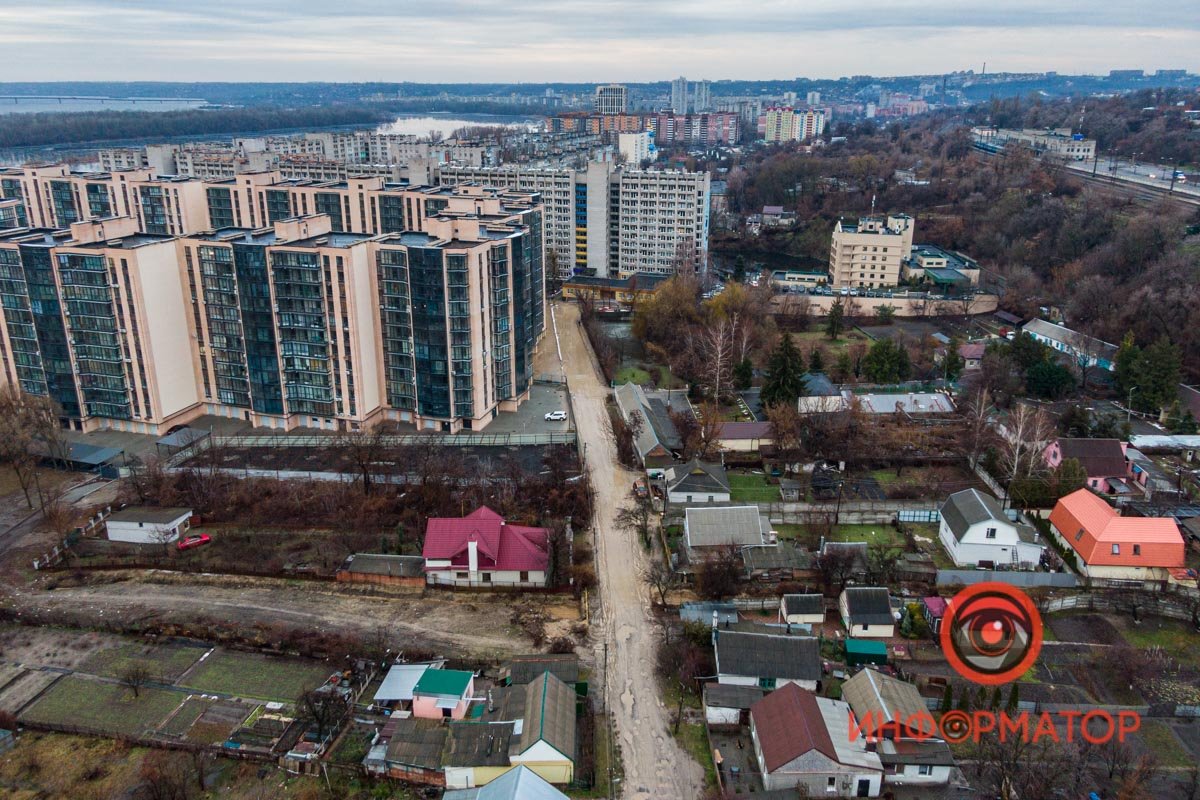 Но в интерьер современного жилого комплекса не вписывается Но в интерьер современного жилого комплекса не вписывается