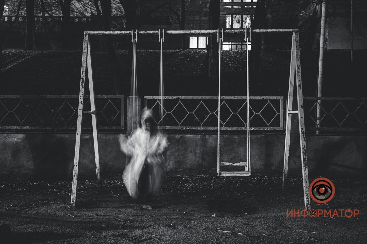 Присаживайся. Поговорим