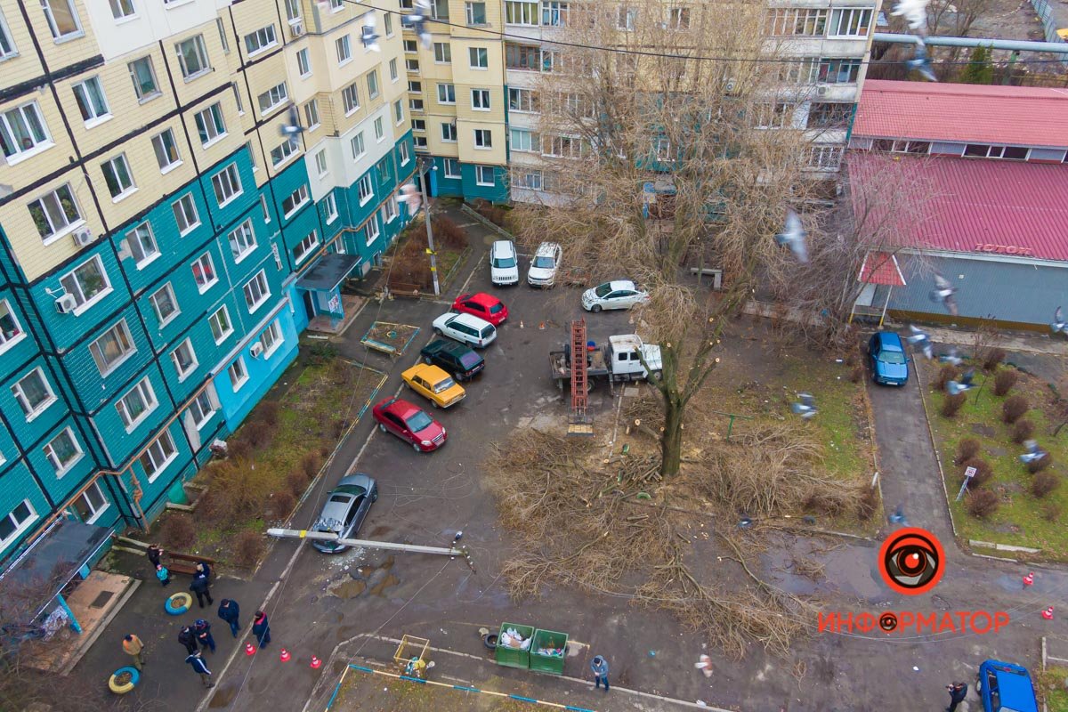 В Днепре на проспекте Героев В Днепре на проспекте Героев