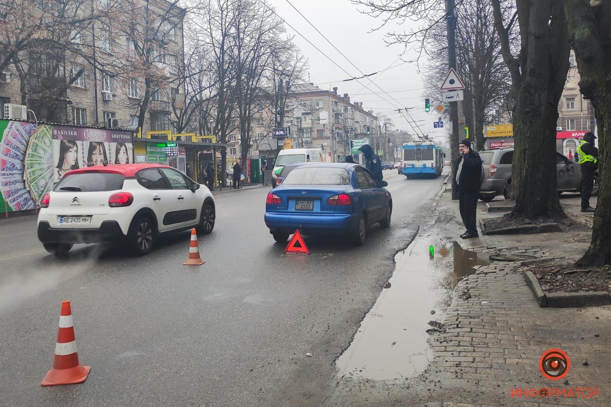 На Титова, возле дома 13, произошла авария