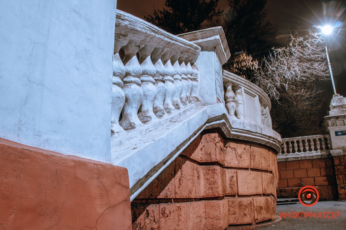 Перила для великанов