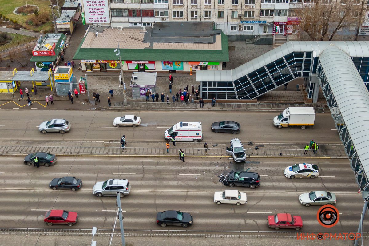 Образовался большой затор