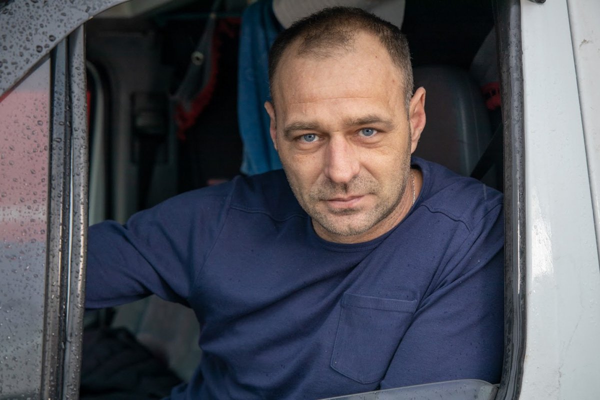 Продолжаются мостостроительные работы в Царичанском районе Продолжаются мостостроительные работы в Царичанском районе