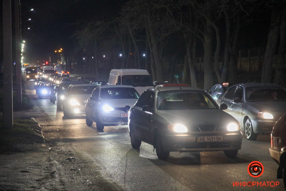Ситуацию на месте контролируют патрульные полицейские Ситуацию на месте контролируют патрульные полицейские
