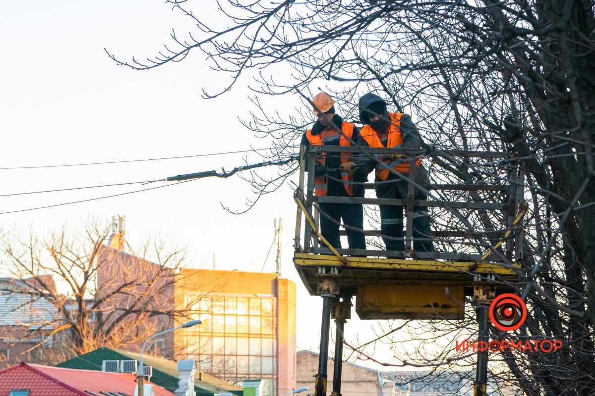 На месте аварийная бригада На месте аварийная бригада