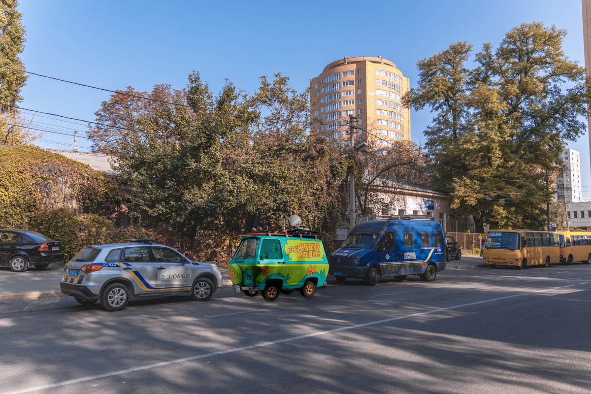 Вам не говорили, что любопытство может быть смертельным?